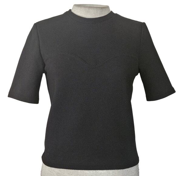 Black Short Sleeve Fitted Crop Top Size Medium - Picture 1 of 5